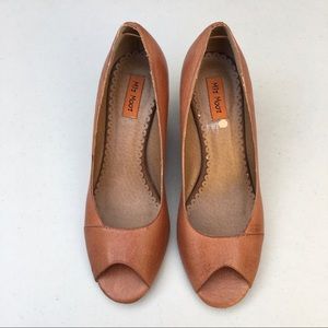 Miz Mooz Brown Leather Wedge Peep Toe Pump Size 7